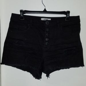 Refuge Black Shorts